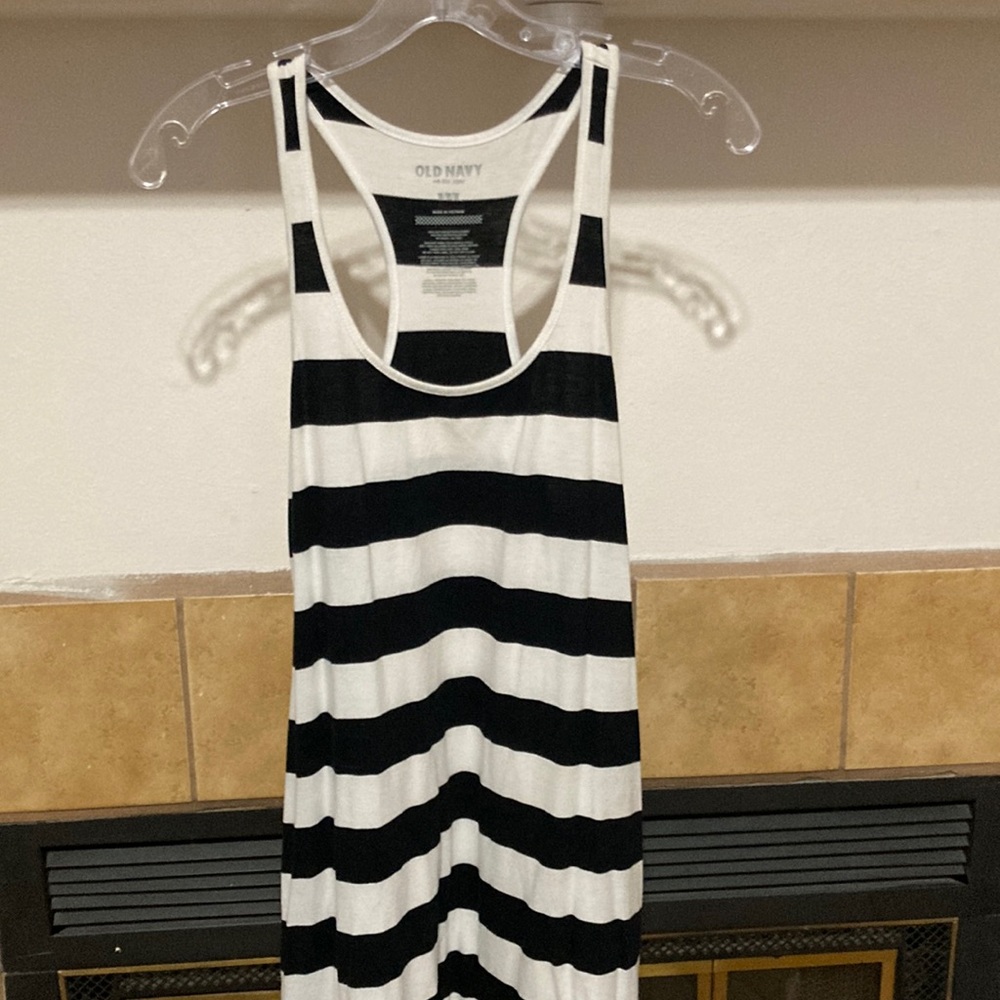 Old Navy Women’s Striped Sundress (size M)